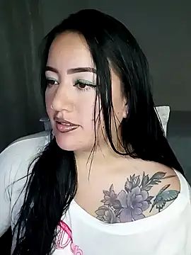 kirara dirty online show from 1, 2, 2025