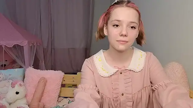Snapshot of PrincessLittleKiki chatting on 17, 4, 2026 PrincessLittleKiki online show from 17, 4, 2026