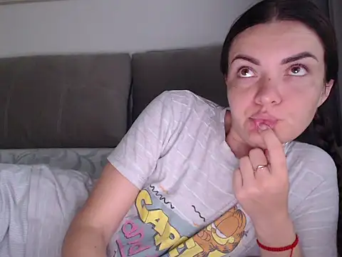  JustmeHere  online show from 2, 10, 2025