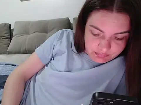  JustmeHere  online show from 8, 4, 2026