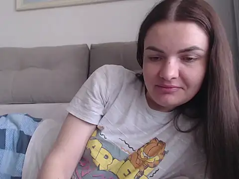  JustmeHere  online show from 11, 4, 2026