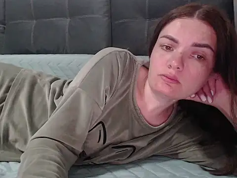  JustmeHere  online show from 15, 4, 2026