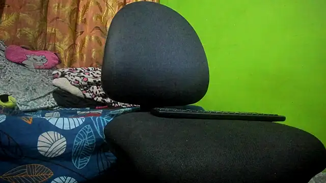 Brenda Smith69 online show from 1, 11, 2025