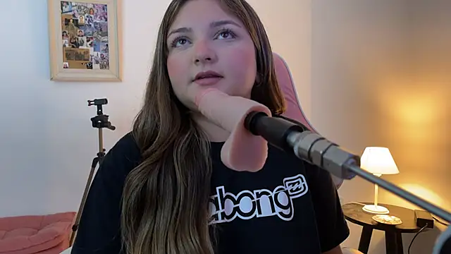 SweetPaige  online show from 2, 2, 2026