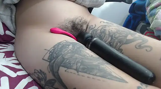 Snapshot of meganfoxx9 chatting on 6, 3, 2025 meganfoxx9 online show from 6, 3, 2025