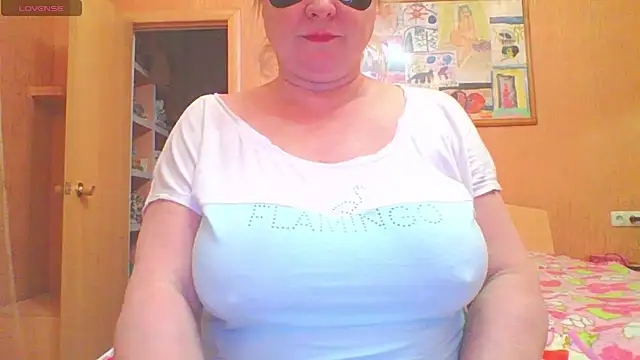 mira robinsonnn online show from 9, 2, 2026