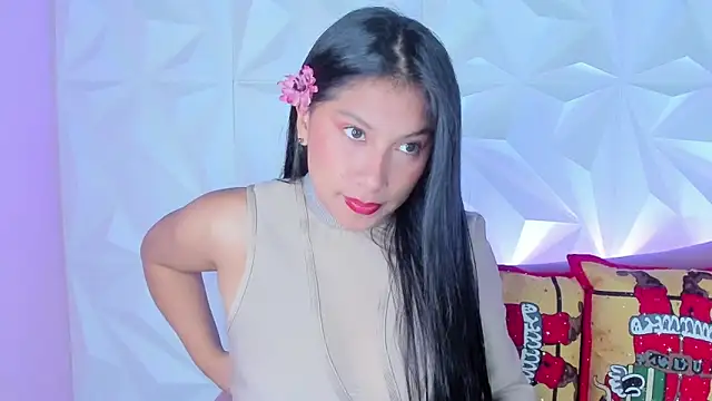 LinnaGardenia online show from 20, 12, 2024