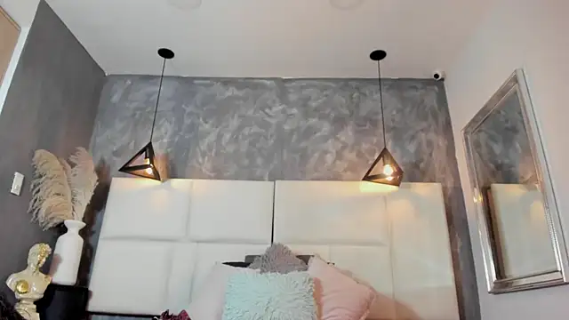 Snapshot of Sofia_Clauss_ chatting on 17, 7, 2026 Sofia Clauss online show from 17, 7, 2026