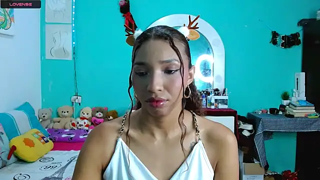 sensitive brunette online show from 20, 12, 2025