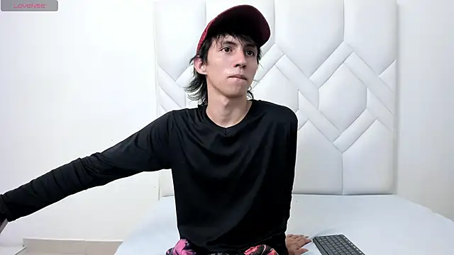 Snapshot of JeanRam18 chatting on 12, 9, 2025 JeanRam18 online show from 12, 9, 2025