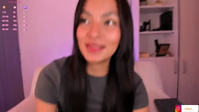 Snapshot of barbie_brunette3 chatting on 15, 10, 2025 barbie brunette3 online show from 15, 10, 2025