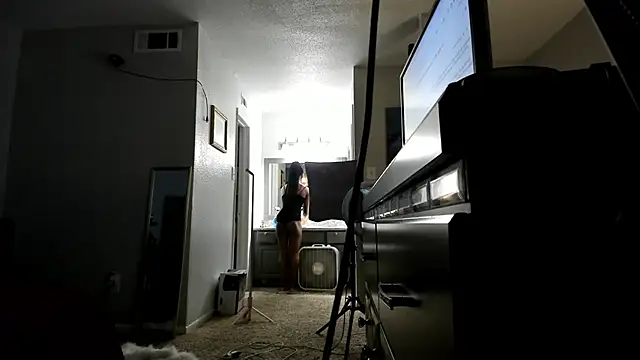 yiauana online show from 10, 9, 2025