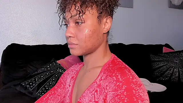 Snapshot of yiauana chatting on 11, 6, 2026 yiauana online show from 11, 6, 2026