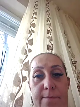 AvaLloyd online show from 23, 2, 2025