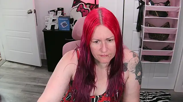 Snapshot of gennyrock chatting on 2, 6, 2026 gennyrock online show from 2, 6, 2026