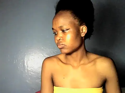 Snapshot of cyberbunnie chatting on 24, 12, 2024 cyberbunnie online show from 24, 12, 2024