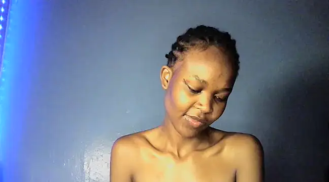 Snapshot of cyberbunnie chatting on 20, 1, 2025 cyberbunnie online show from 20, 1, 2025