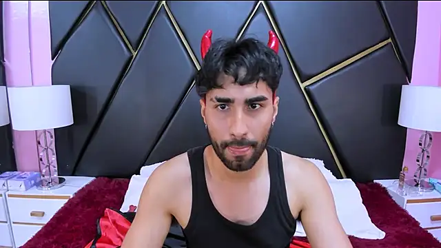 MilanZaire online show from 1, 11, 2025