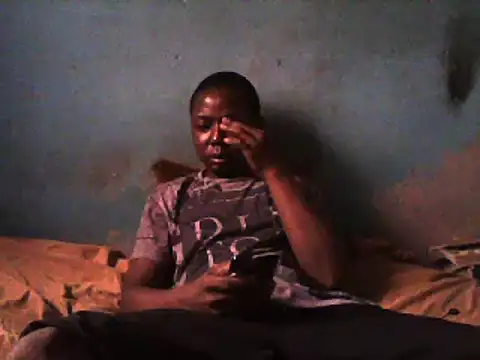 Snapshot of little__joy chatting on 27, 2, 2025 little joy online show from 27, 2, 2025