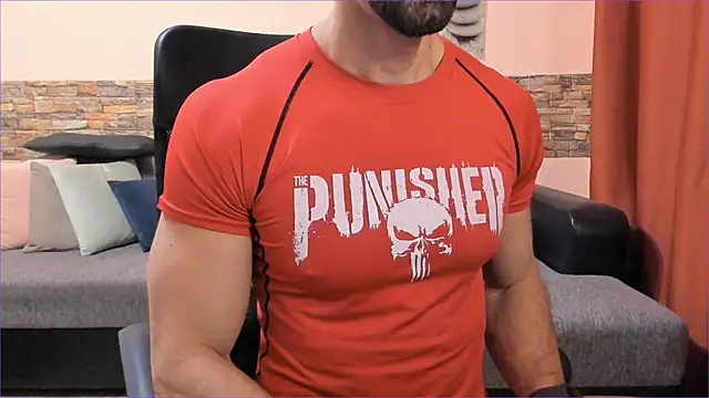 HotHunkTrainer online show from 7, 11, 2025