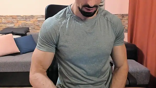 HotHunkTrainer online show from 29, 11, 2025