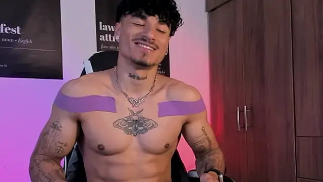 Snapshot of Thomas_Fit1 chatting on 17, 2, 2026 Thomas Fit1 online show from 17, 2, 2026