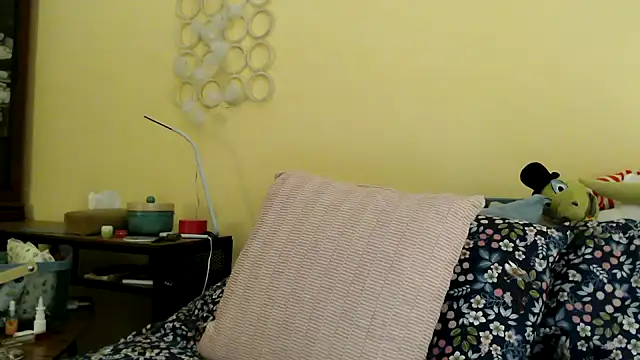 Scarlettford online show from 5, 3, 2025