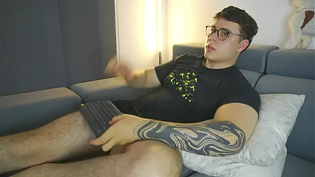 Snapshot of odin_blake chatting on 11, 2, 2025 odin blake online show from 11, 2, 2025