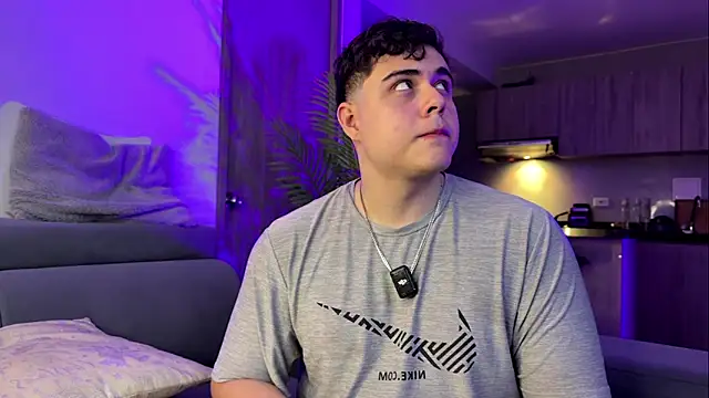 Snapshot of odin_blake chatting on 31, 10, 2025 odin blake online show from 31, 10, 2025