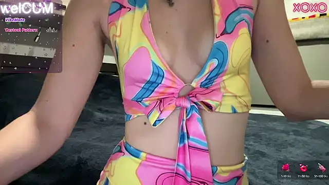 Snapshot of foreverkinky chatting on 24, 2, 2025 foreverkinky online show from 24, 2, 2025