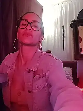 SelenaHouston online show from 25, 2, 2026