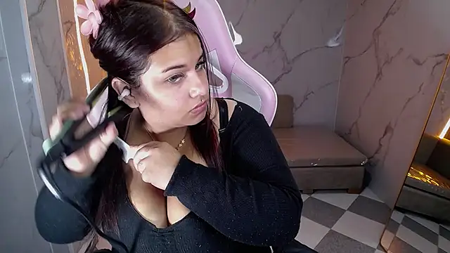 Snapshot of skeler_lovd_b_ chatting on 30, 10, 2025 skeler lovd b online show from 30, 10, 2025