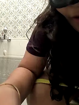 Snapshot of Selina_6 chatting on 15, 1, 2025 Selina 6 online show from 15, 1, 2025