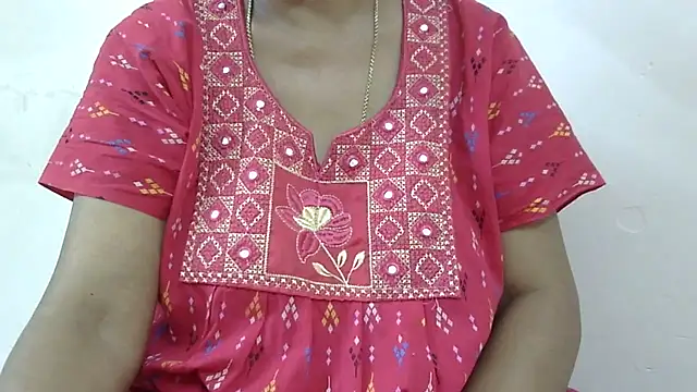 Snapshot of Vijji-telugu chatting on 5, 8, 2026 Vijji-telugu online show from 5, 8, 2026