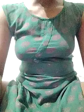 Snapshot of rituporna2004 chatting on 3, 3, 2025 rituporna2004 online show from 3, 3, 2025