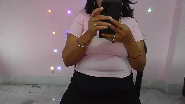 my-laila online show from 4, 11, 2025