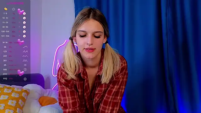 KimberliDean online show from 18, 2, 2025