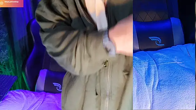 sexyboycolombi4 online show from 16, 3, 2025