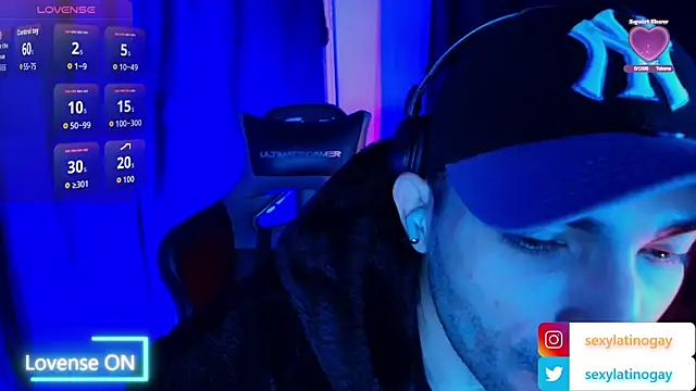 sexyboycolombi4 online show from 14, 12, 2025