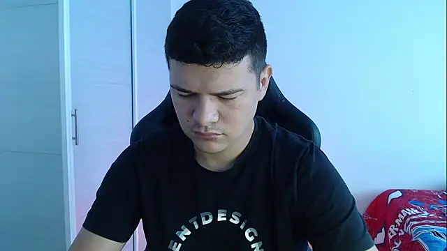 Plug Control online show from 9, 9, 2025