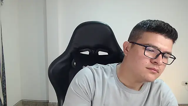 Plug Control online show from 18, 7, 2026
