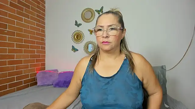 Snapshot of maja_hills chatting on 13, 1, 2025 maja hills online show from 13, 1, 2025