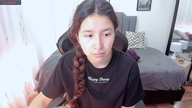 Amy joones online show from 27, 9, 2025