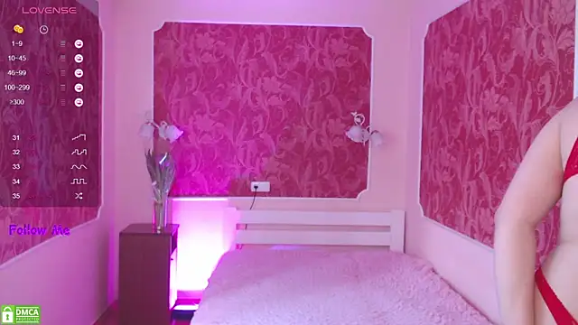 VerySweetKate111 online show from 14, 2, 2026