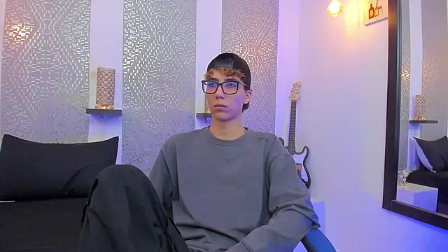Snapshot of Nikolay_Gregori chatting on 3, 1, 2025 Nikolay Gregori online show from 3, 1, 2025