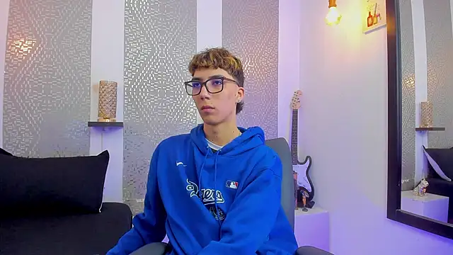 Snapshot of Nikolay_Gregori chatting on 13, 1, 2025 Nikolay Gregori online show from 13, 1, 2025