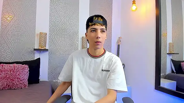 Snapshot of Nikolay_Gregori chatting on 21, 1, 2025 Nikolay Gregori online show from 21, 1, 2025