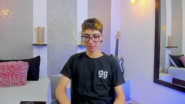 Snapshot of Nikolay_Gregori chatting on 22, 1, 2025 Nikolay Gregori online show from 22, 1, 2025