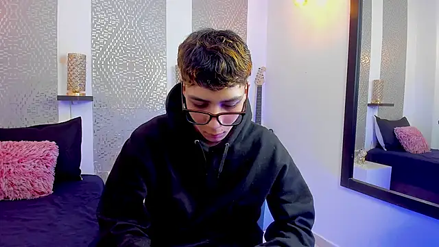 Snapshot of Nikolay_Gregori chatting on 23, 1, 2025 Nikolay Gregori online show from 23, 1, 2025