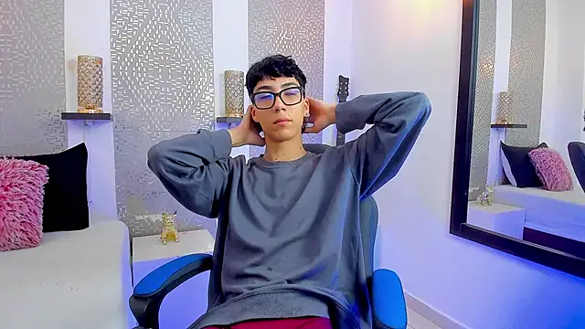 Snapshot of Nikolay_Gregori chatting on 27, 1, 2025 Nikolay Gregori online show from 27, 1, 2025